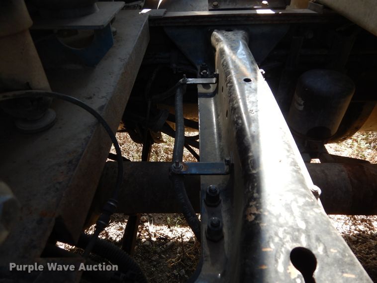 image for item DJ7456 1998 Mack CH613  feed delivery truck