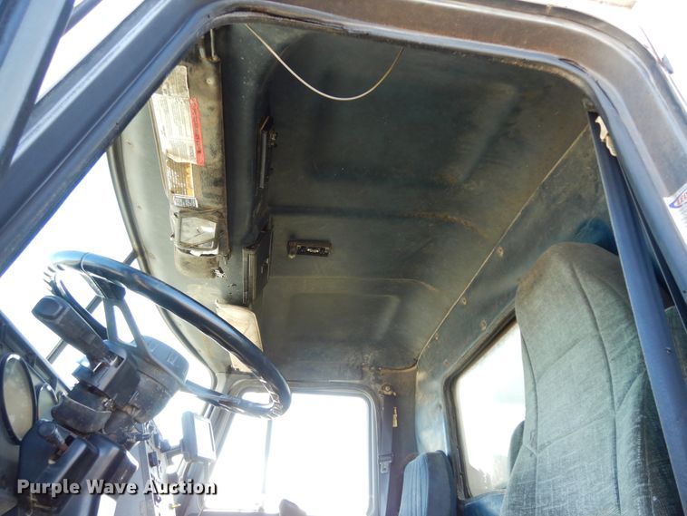 image for item DJ7456 1998 Mack CH613  feed delivery truck