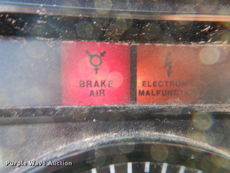 image for item DJ7456 1998 Mack CH613  feed delivery truck