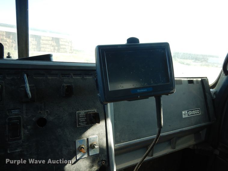 image for item DJ7456 1998 Mack CH613  feed delivery truck