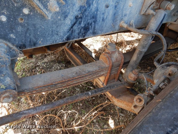 image for item DJ7456 1998 Mack CH613  feed delivery truck