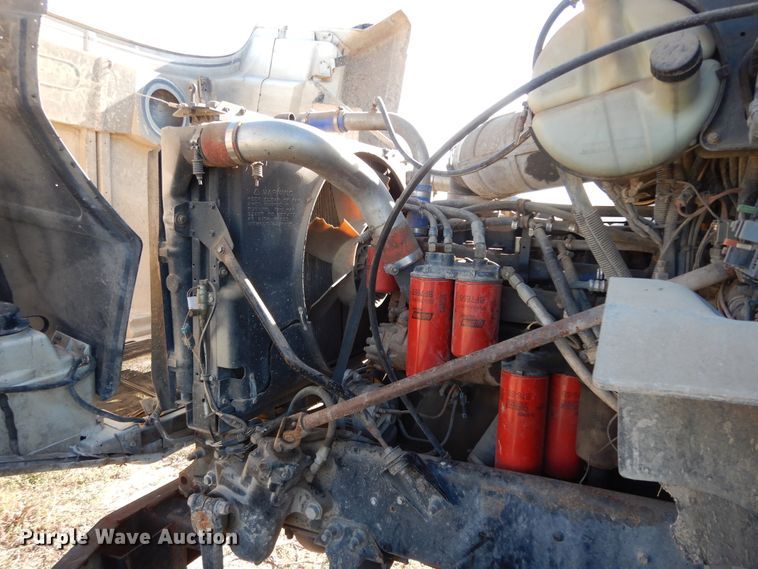 image for item DJ7456 1998 Mack CH613  feed delivery truck