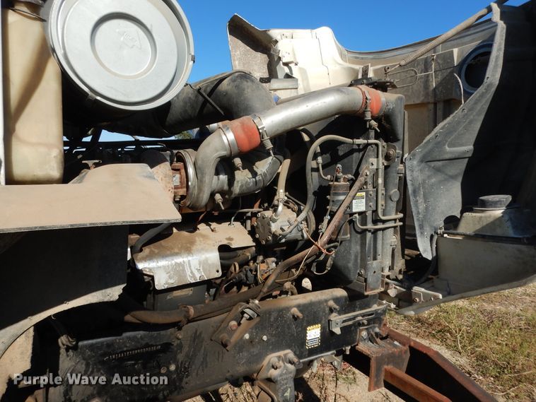 image for item DJ7456 1998 Mack CH613  feed delivery truck