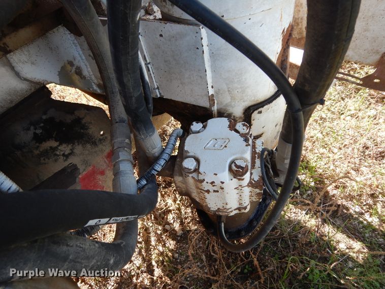 image for item DJ7456 1998 Mack CH613  feed delivery truck