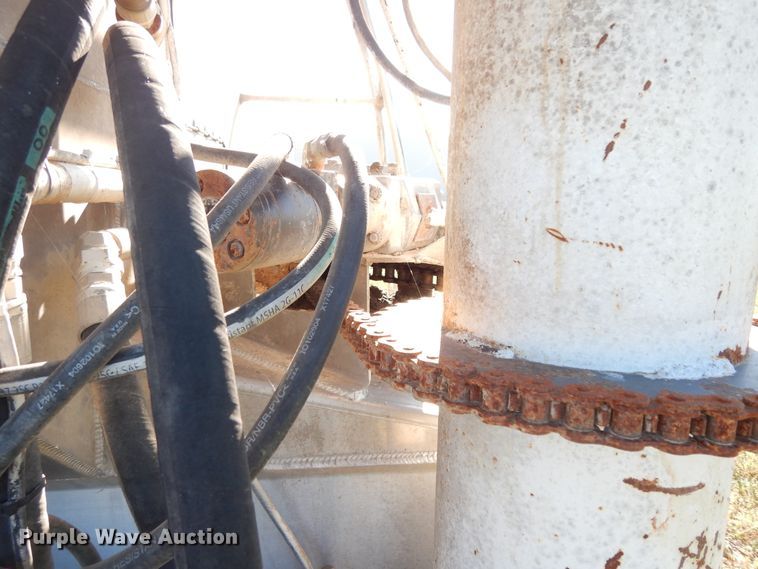 image for item DJ7456 1998 Mack CH613  feed delivery truck