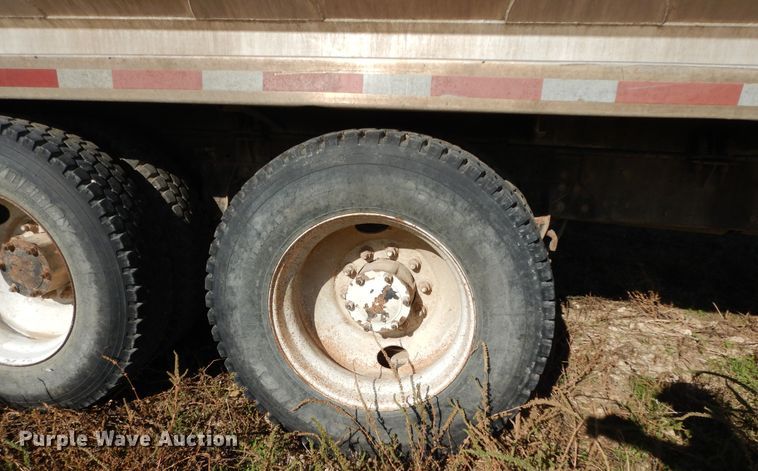 image for item DJ7456 1998 Mack CH613  feed delivery truck