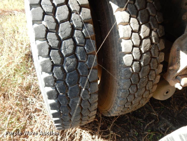 image for item DJ7456 1998 Mack CH613  feed delivery truck