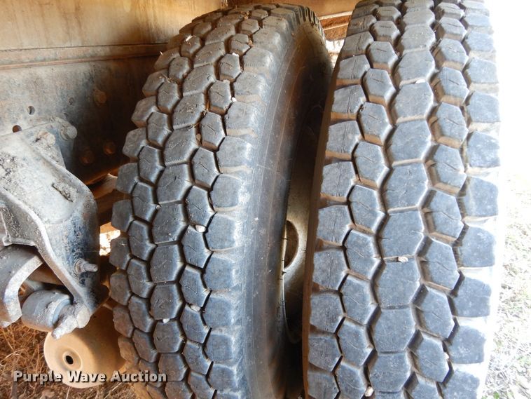 image for item DJ7456 1998 Mack CH613  feed delivery truck