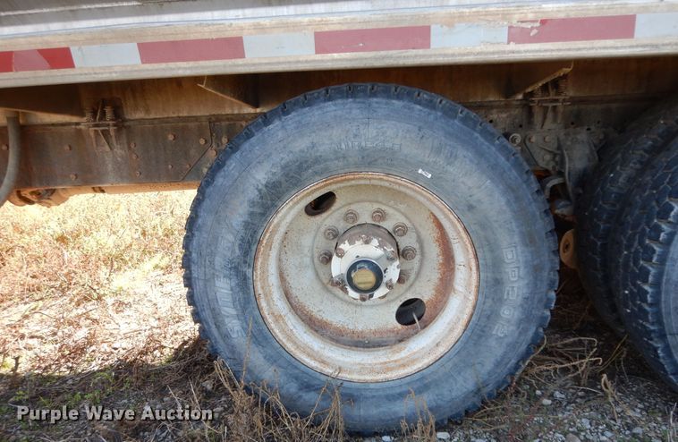 image for item DJ7456 1998 Mack CH613  feed delivery truck