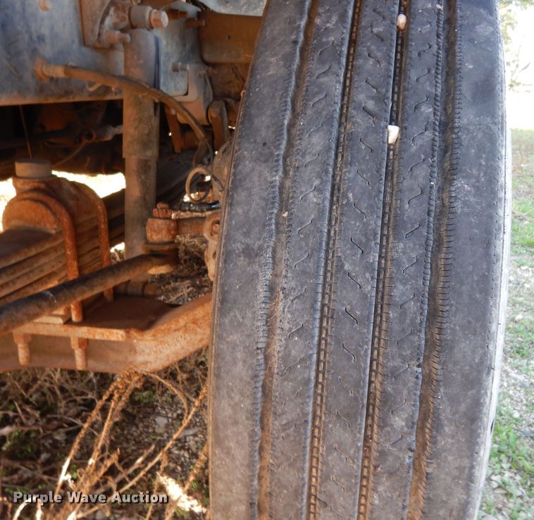 image for item DJ7456 1998 Mack CH613  feed delivery truck