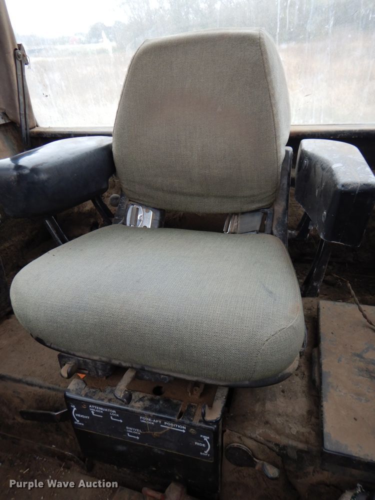 image for item DK1247 1980 John Deere 8640  4WD tractor