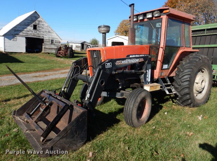 image for item DK1382 1982 Allis Chalmers 6080  tractor