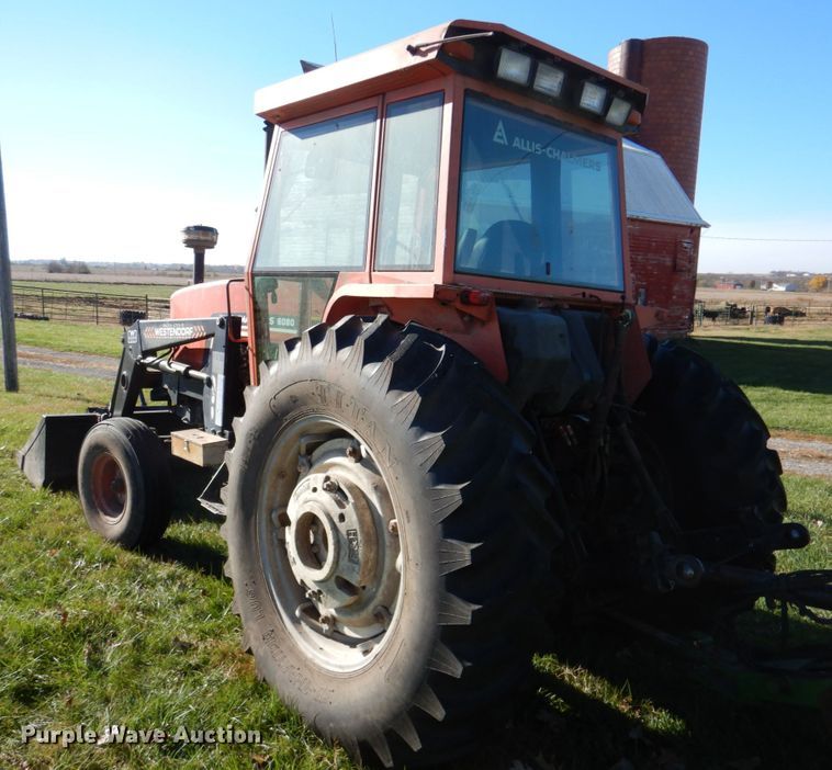 image for item DK1382 1982 Allis Chalmers 6080  tractor