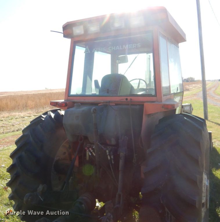 image for item DK1382 1982 Allis Chalmers 6080  tractor