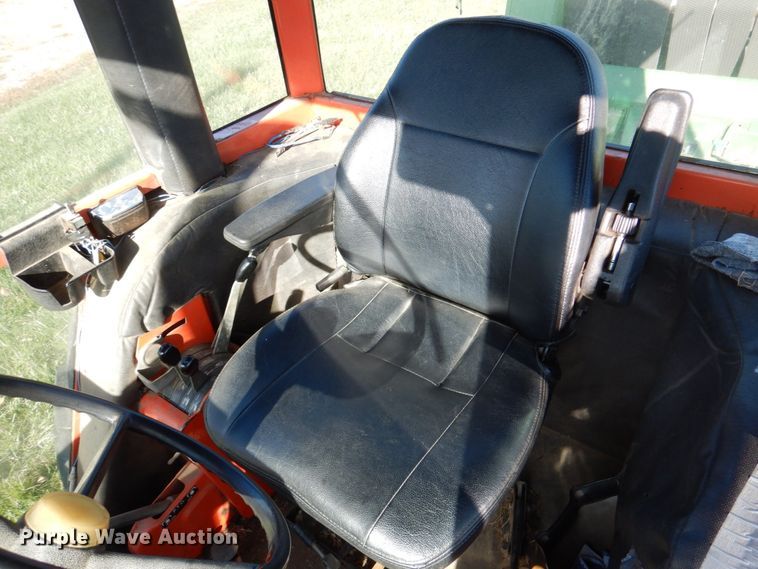 image for item DK1382 1982 Allis Chalmers 6080  tractor