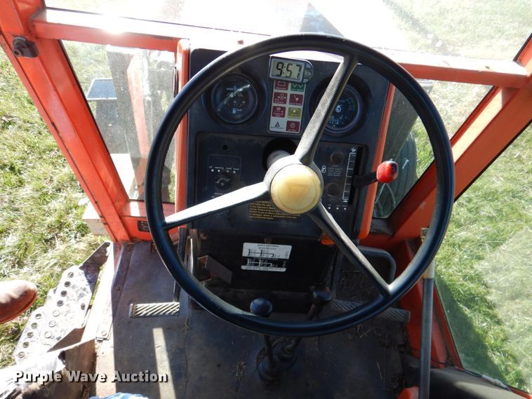 image for item DK1382 1982 Allis Chalmers 6080  tractor