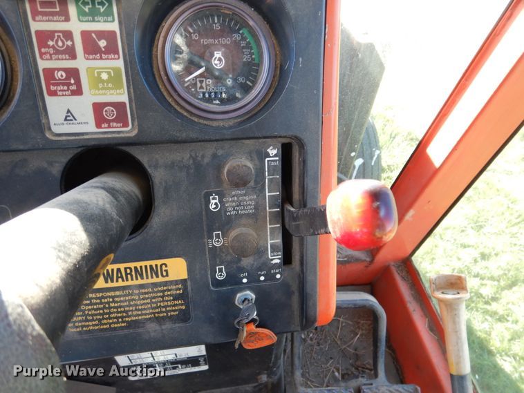 image for item DK1382 1982 Allis Chalmers 6080  tractor