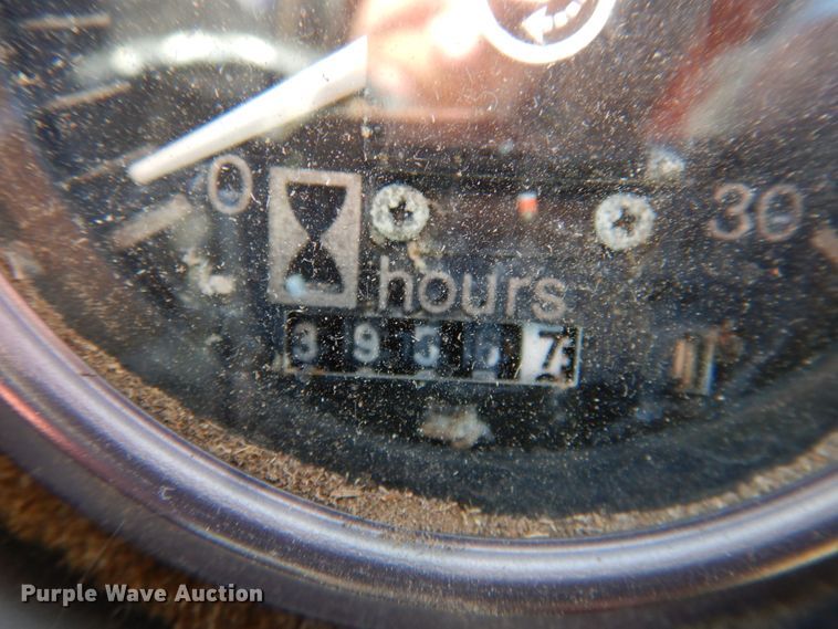 image for item DK1382 1982 Allis Chalmers 6080  tractor