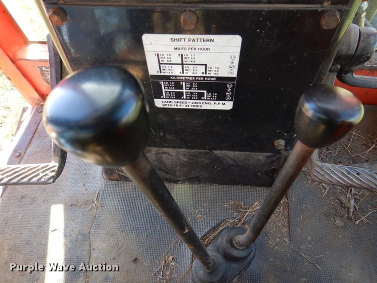 image for item DK1382 1982 Allis Chalmers 6080  tractor