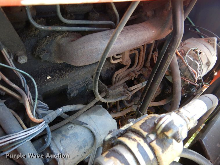 image for item DK1382 1982 Allis Chalmers 6080  tractor