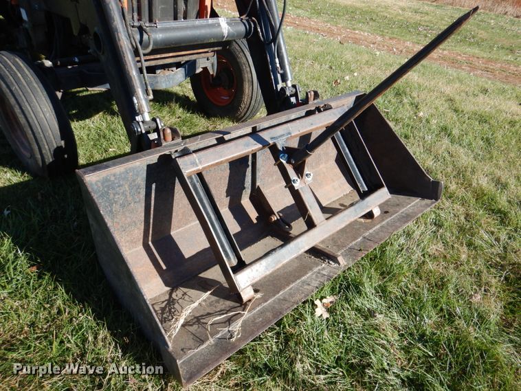 image for item DK1382 1982 Allis Chalmers 6080  tractor