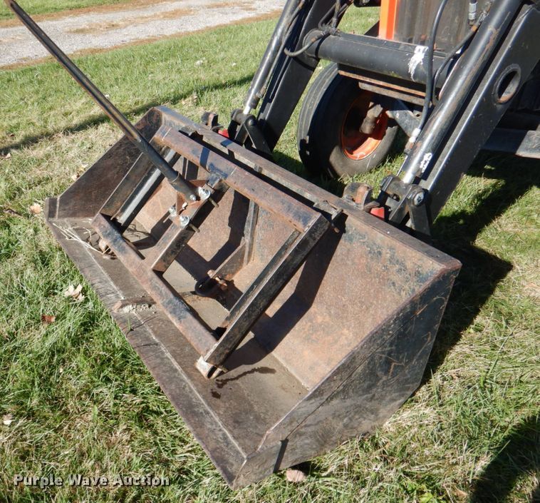 image for item DK1382 1982 Allis Chalmers 6080  tractor