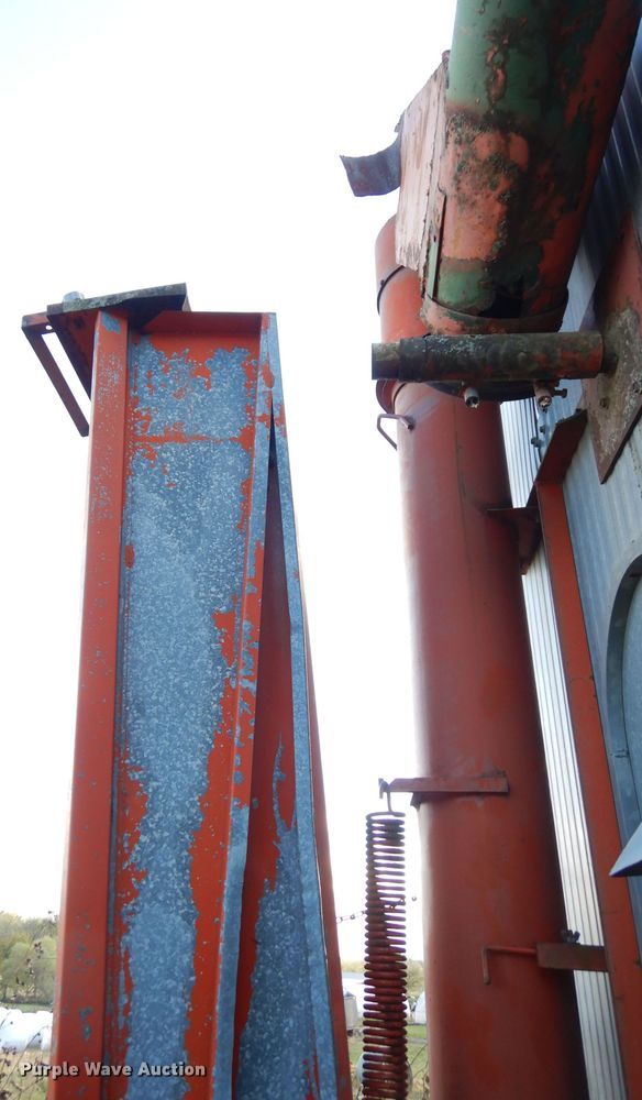 image for item DK3113 Behlen HL  grain dryer