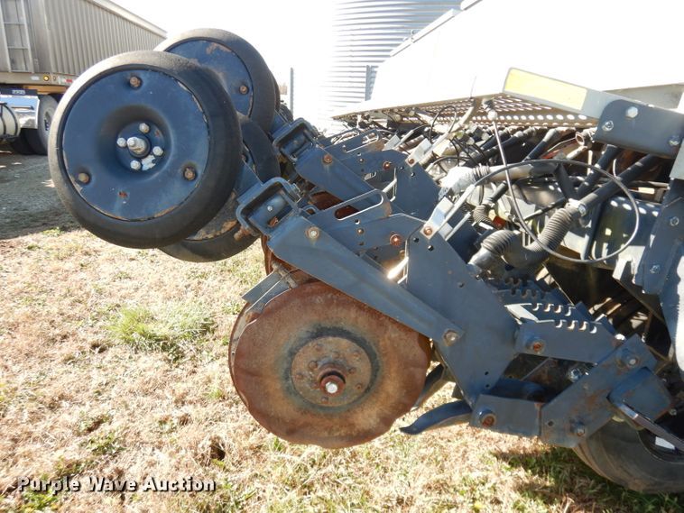 image for item DK3166 CrustBuster 4030  All Plant DD48X7.5 grain drill