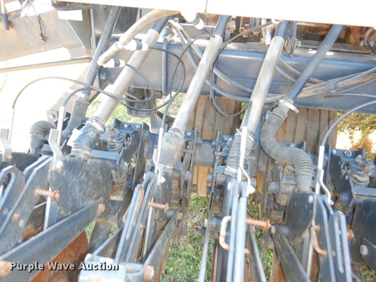 image for item DK3166 CrustBuster 4030  All Plant DD48X7.5 grain drill