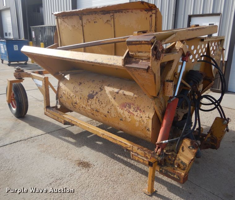 image for item DK3272 HayBuster 256  bale processor