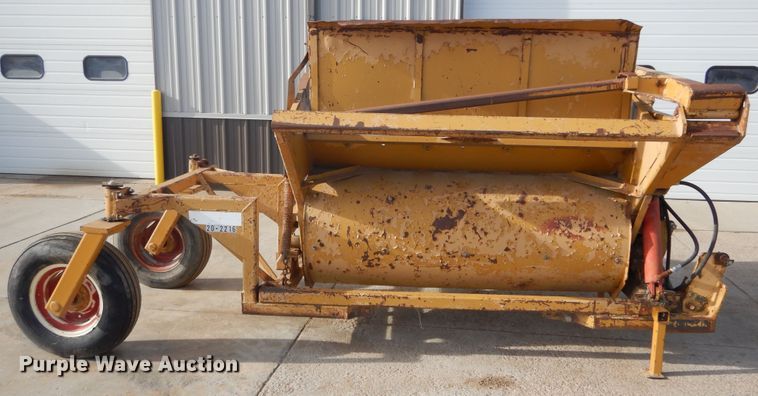 image for item DK3272 HayBuster 256  bale processor
