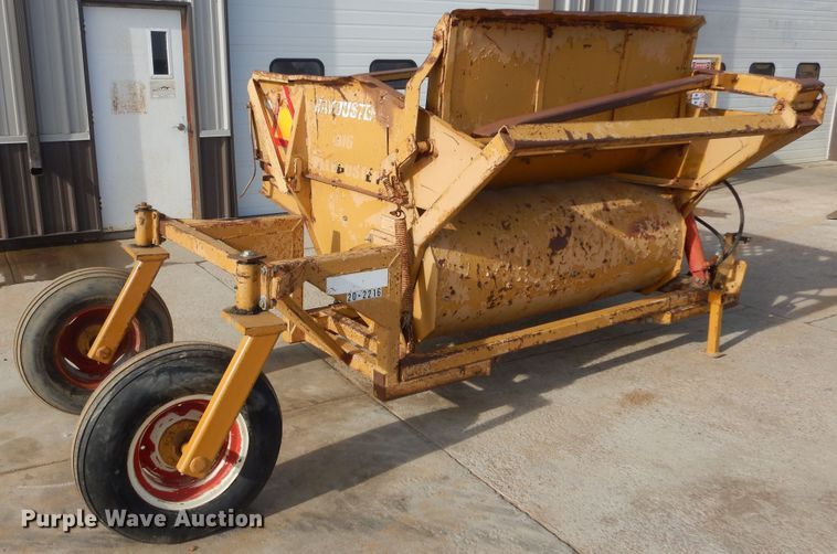 image for item DK3272 HayBuster 256  bale processor