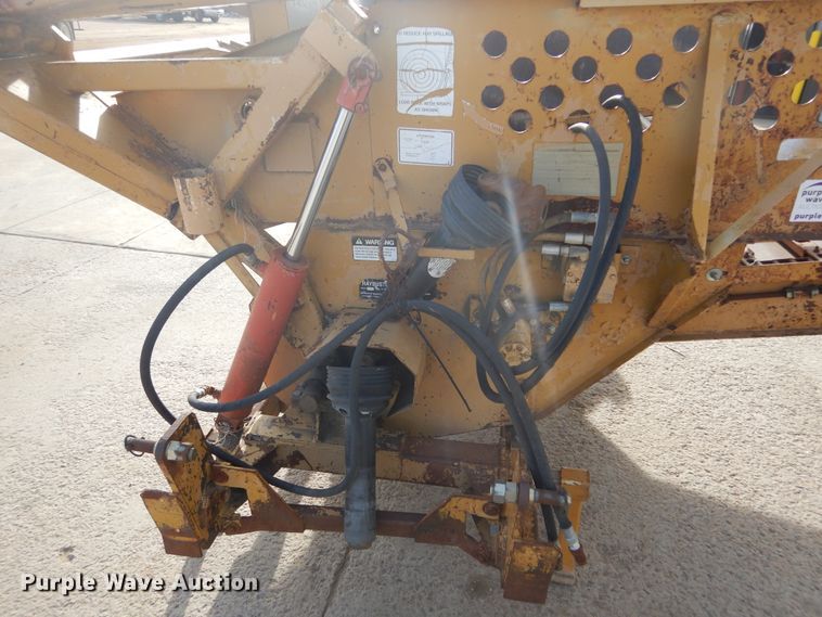 image for item DK3272 HayBuster 256  bale processor