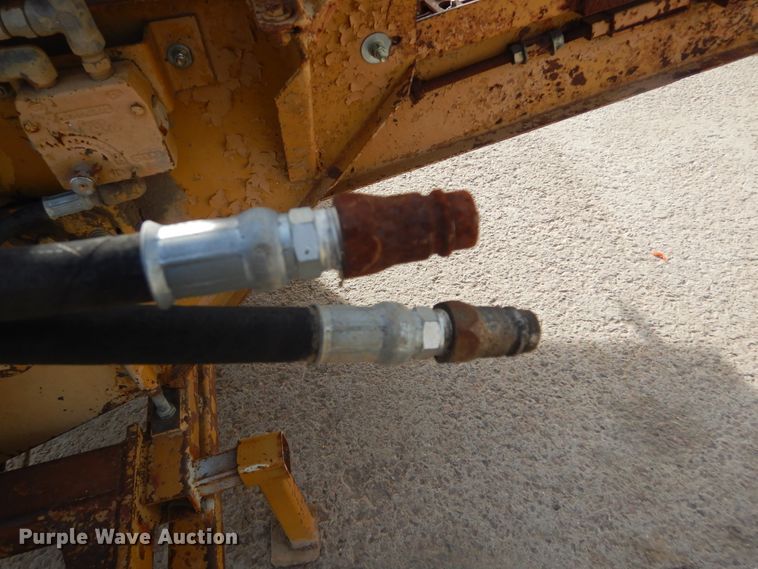 image for item DK3272 HayBuster 256  bale processor