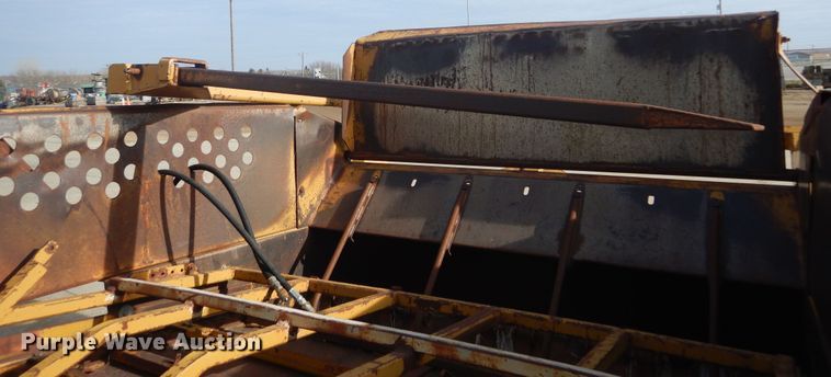 image for item DK3272 HayBuster 256  bale processor