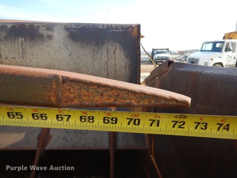 image for item DK3272 HayBuster 256  bale processor