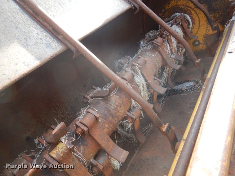 image for item DK3272 HayBuster 256  bale processor