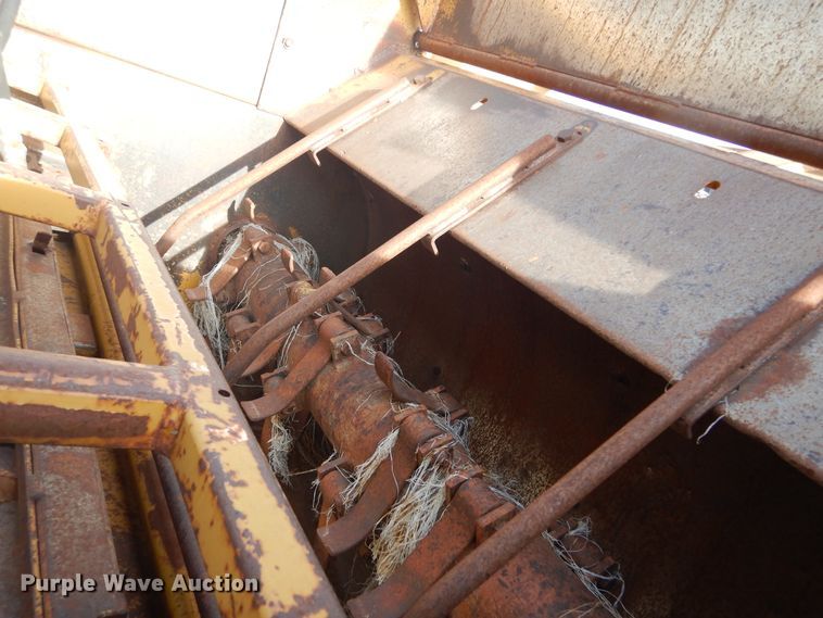 image for item DK3272 HayBuster 256  bale processor