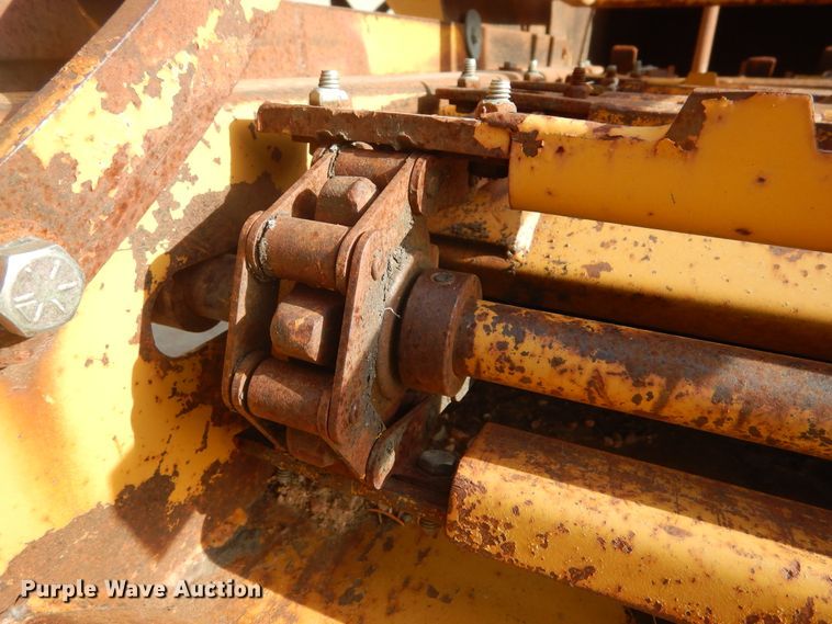 image for item DK3272 HayBuster 256  bale processor