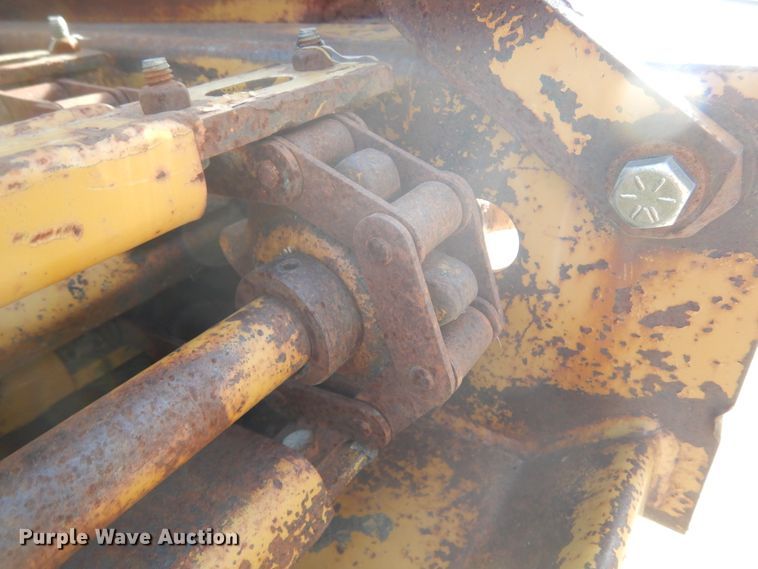 image for item DK3272 HayBuster 256  bale processor