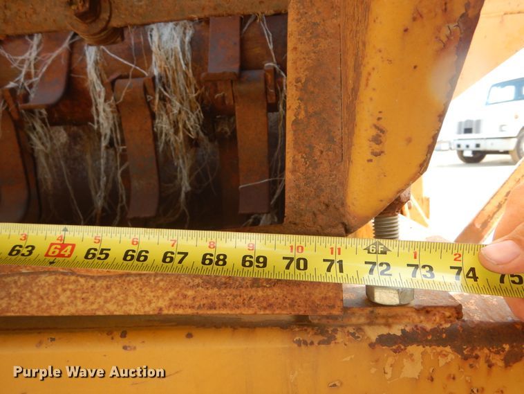 image for item DK3272 HayBuster 256  bale processor