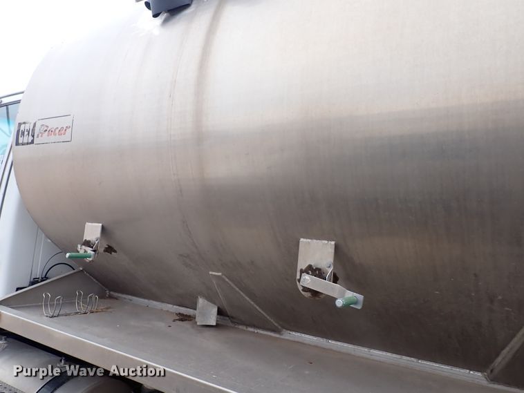 image for item DL6133 2006 Sterling LT9500  feed delivery truck