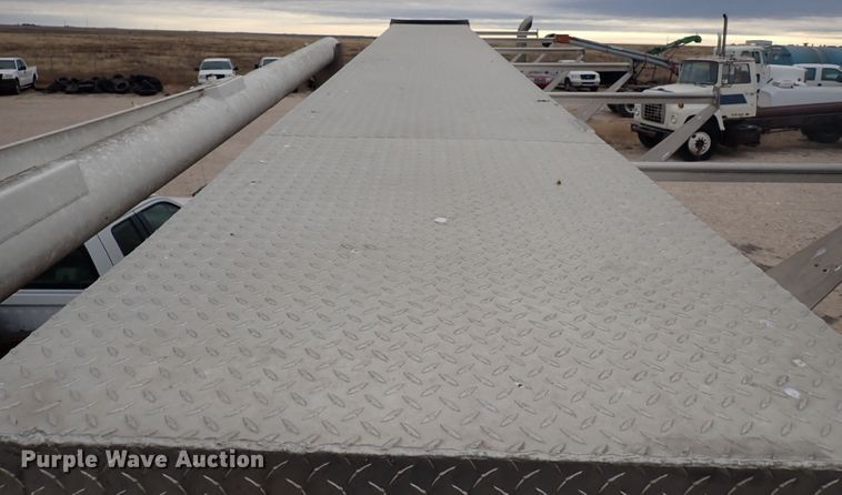 image for item DL6133 2006 Sterling LT9500  feed delivery truck