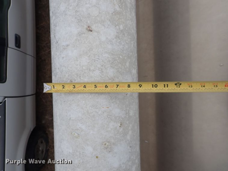 image for item DL6133 2006 Sterling LT9500  feed delivery truck