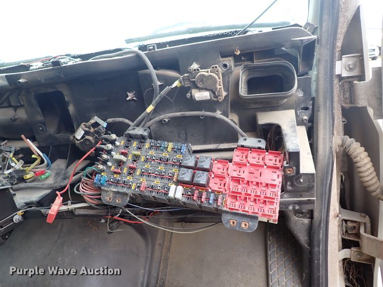 image for item DL6133 2006 Sterling LT9500  feed delivery truck