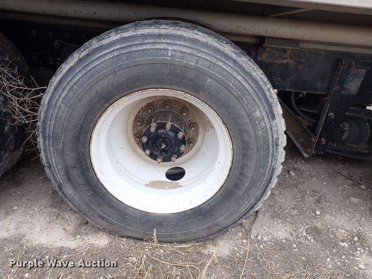 image for item DL6133 2006 Sterling LT9500  feed delivery truck