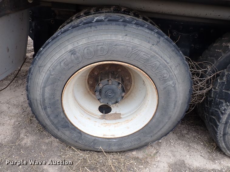 image for item DL6133 2006 Sterling LT9500  feed delivery truck