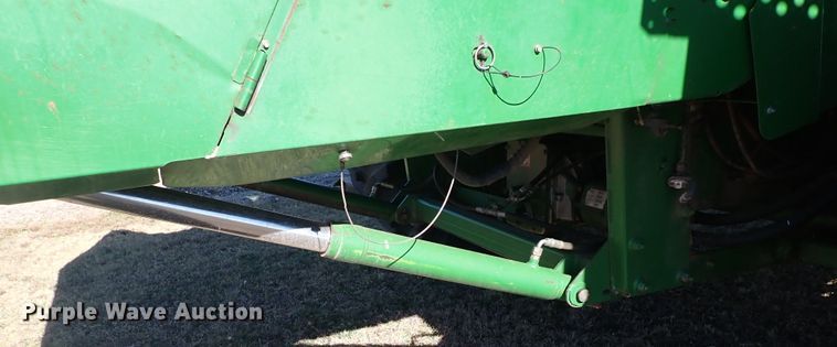 image for item DL6174 2002 John Deere 9650STS  combine