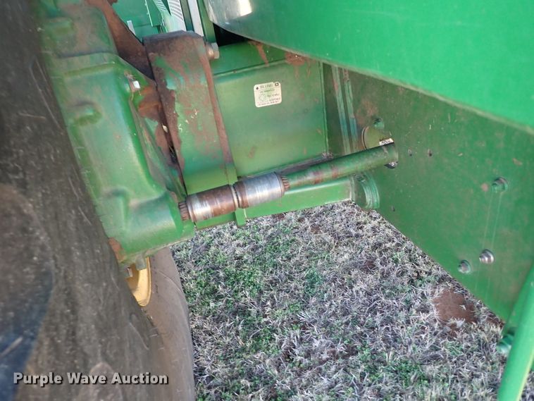 image for item DL6174 2002 John Deere 9650STS  combine