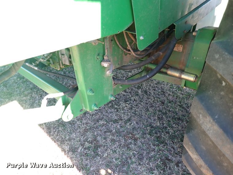 image for item DL6174 2002 John Deere 9650STS  combine